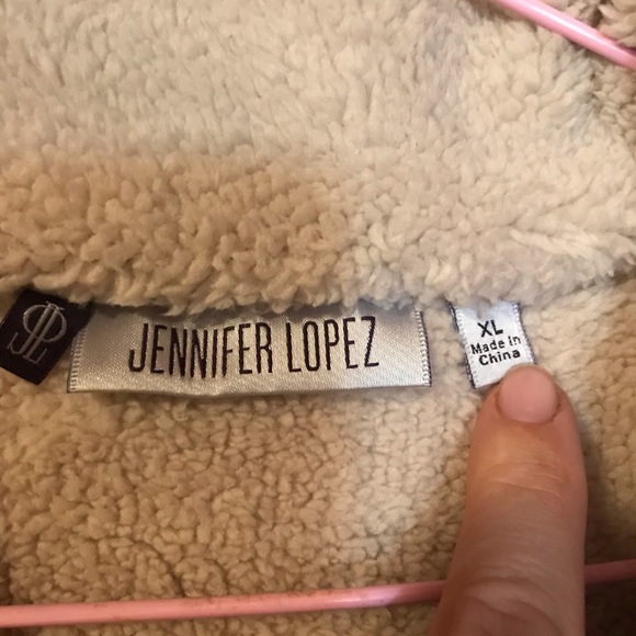 Jennifer Lopez Vest - Picture 3 of 3